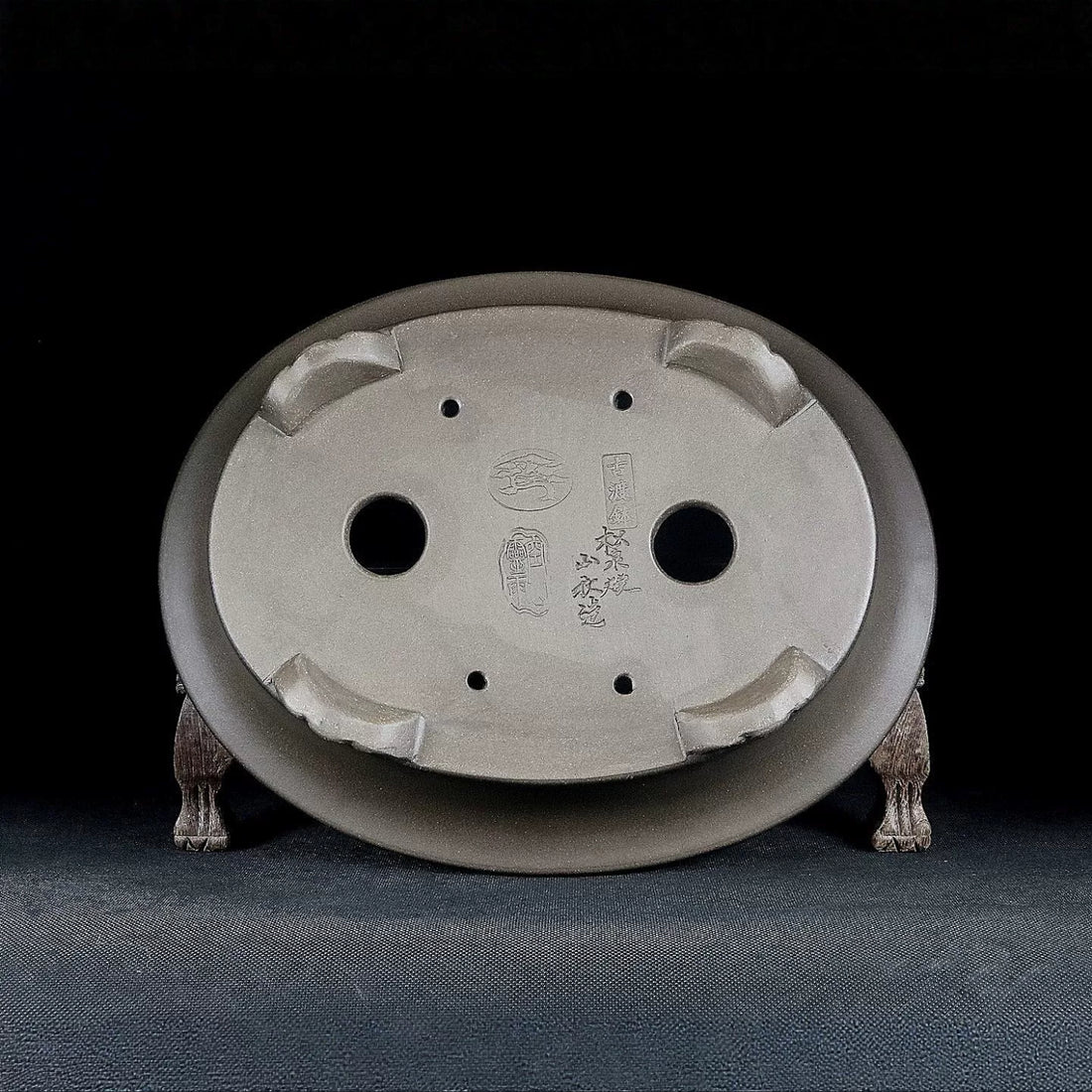 10.2 inch (26cm) Large Oval Unglazed Beige Bonsai Pot w Flared Rim & Cloud Feet Bottom View