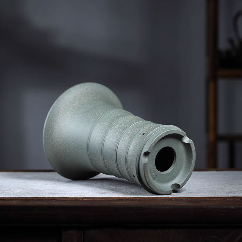 10.4 inch (26.5cm) Deep Round Bamboo-Joint Style Premium Cascade Bonsai Pot Bottom View