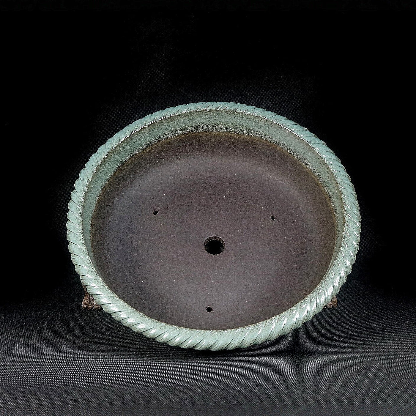 10.6 inch (27cm) Large Flared Round Green Glazed Bonsai Pot with Rope Twist Style Design Inner View
