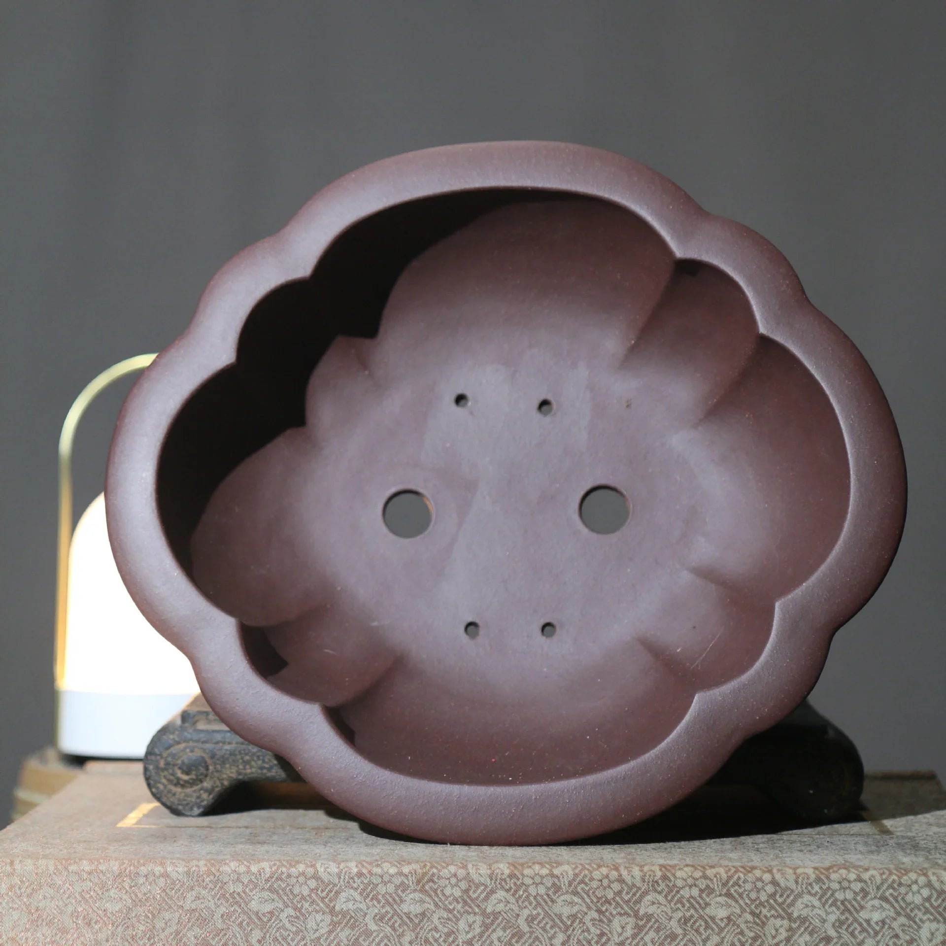 10.6 inch (27cm) Large Handmade Premium Oval Flower-Shaped Bonsai Pot Inner View