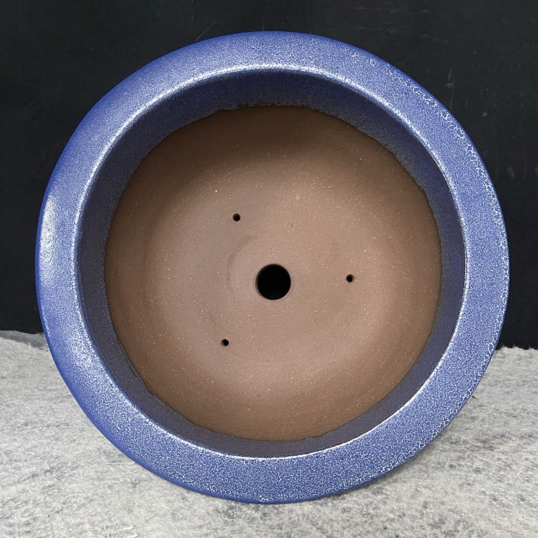 10 inch (25.5cm) Large 3.9 inch (10cm) Deep Bulged Round Blue Glazed Bonsai Pot with Flared Rim Inside View