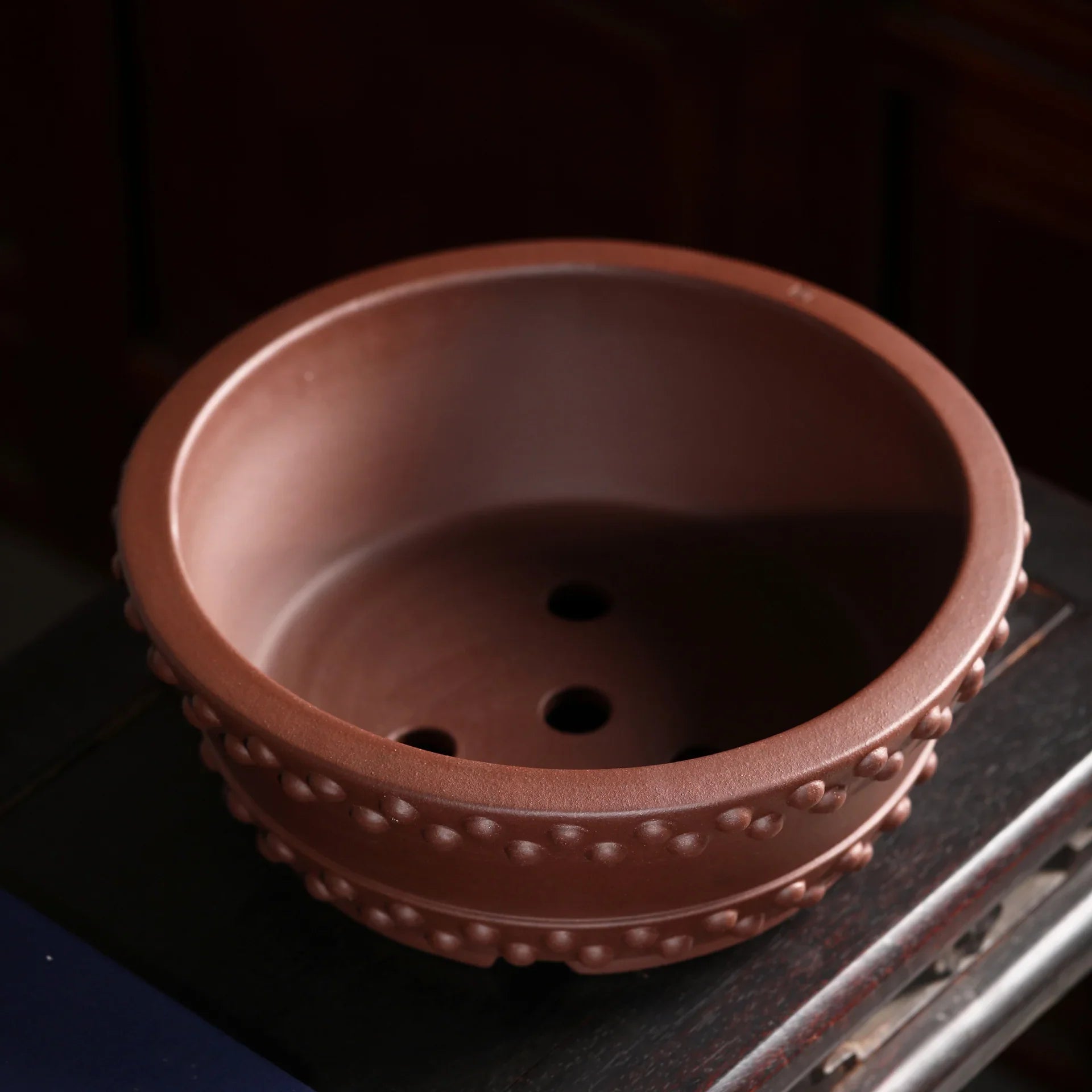 12.8"(32.5cm) Large Round Studded Handmade Drum Bonsai Pot Inner View