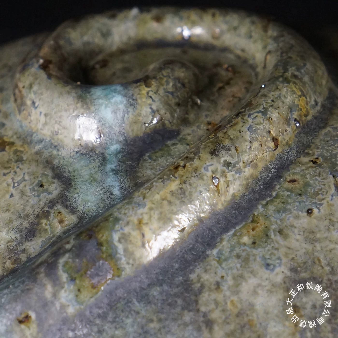 13.3 inch (34cm) Large Rectangular Taisho Kiln Fired Green Multi-Tone Glaze Bonsai Pot Close Shot2
