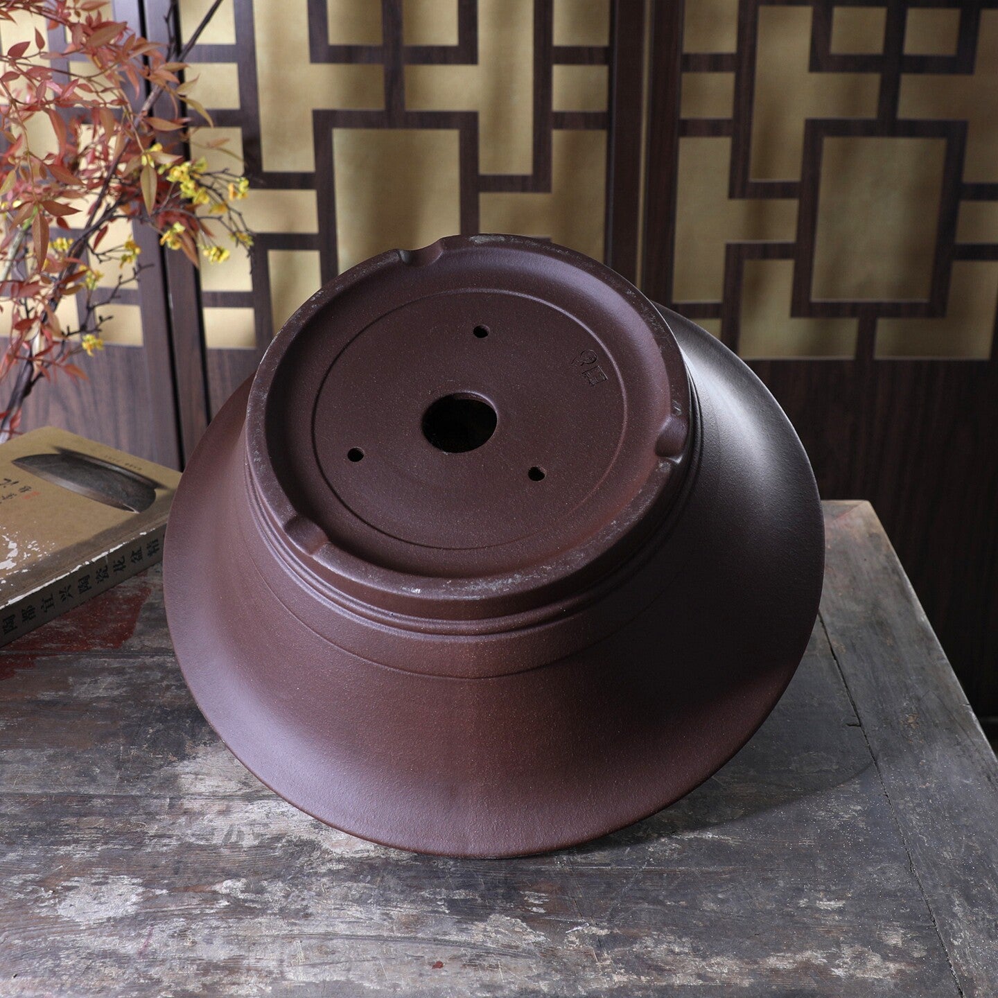 13.9 inch (35.5cm) Large Flared Round Brown Traditional Unglazed Deep Bonsai Pot Bottom View