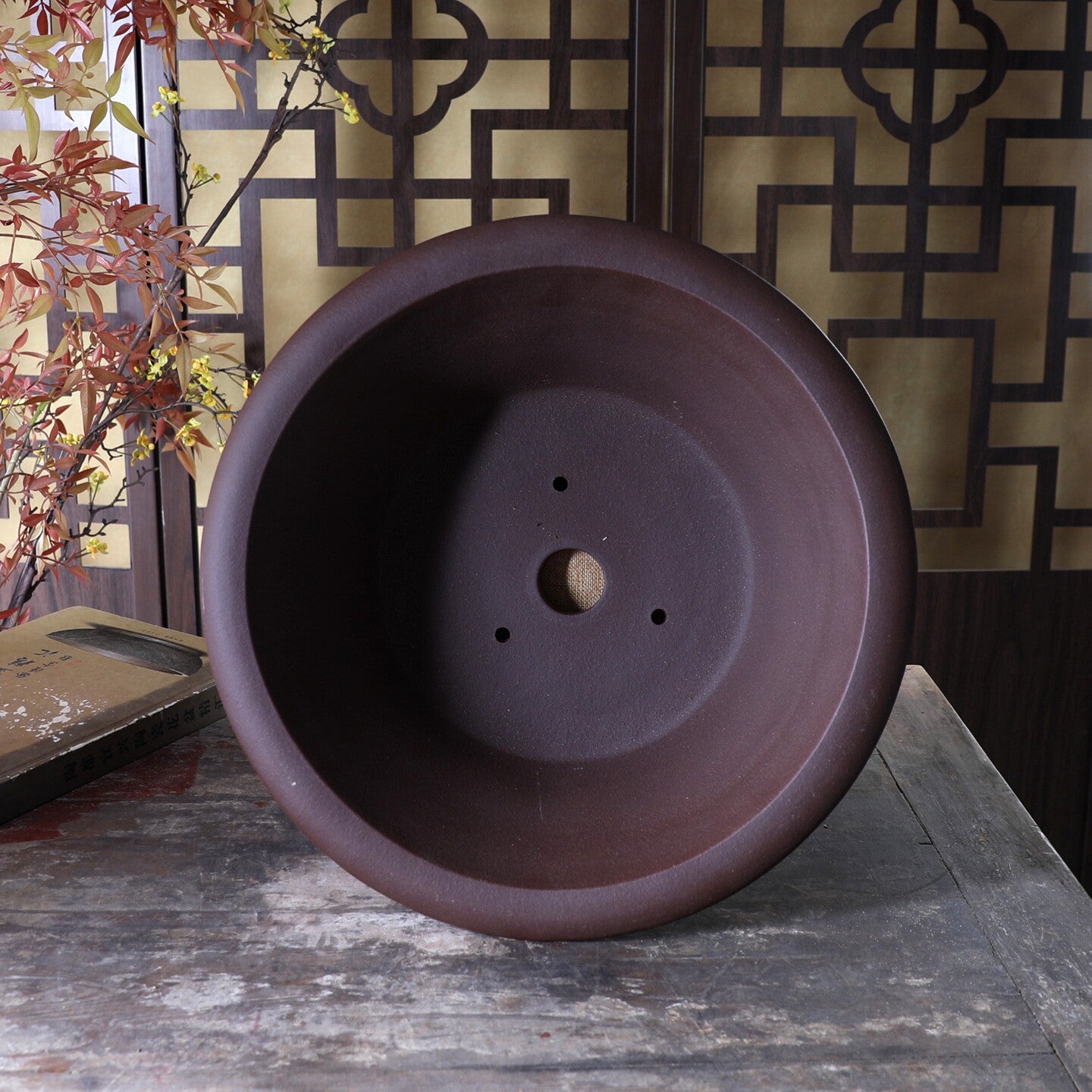 13.9 inch (35.5cm) Large Flared Round Brown Traditional Unglazed Deep Bonsai Pot Inner View