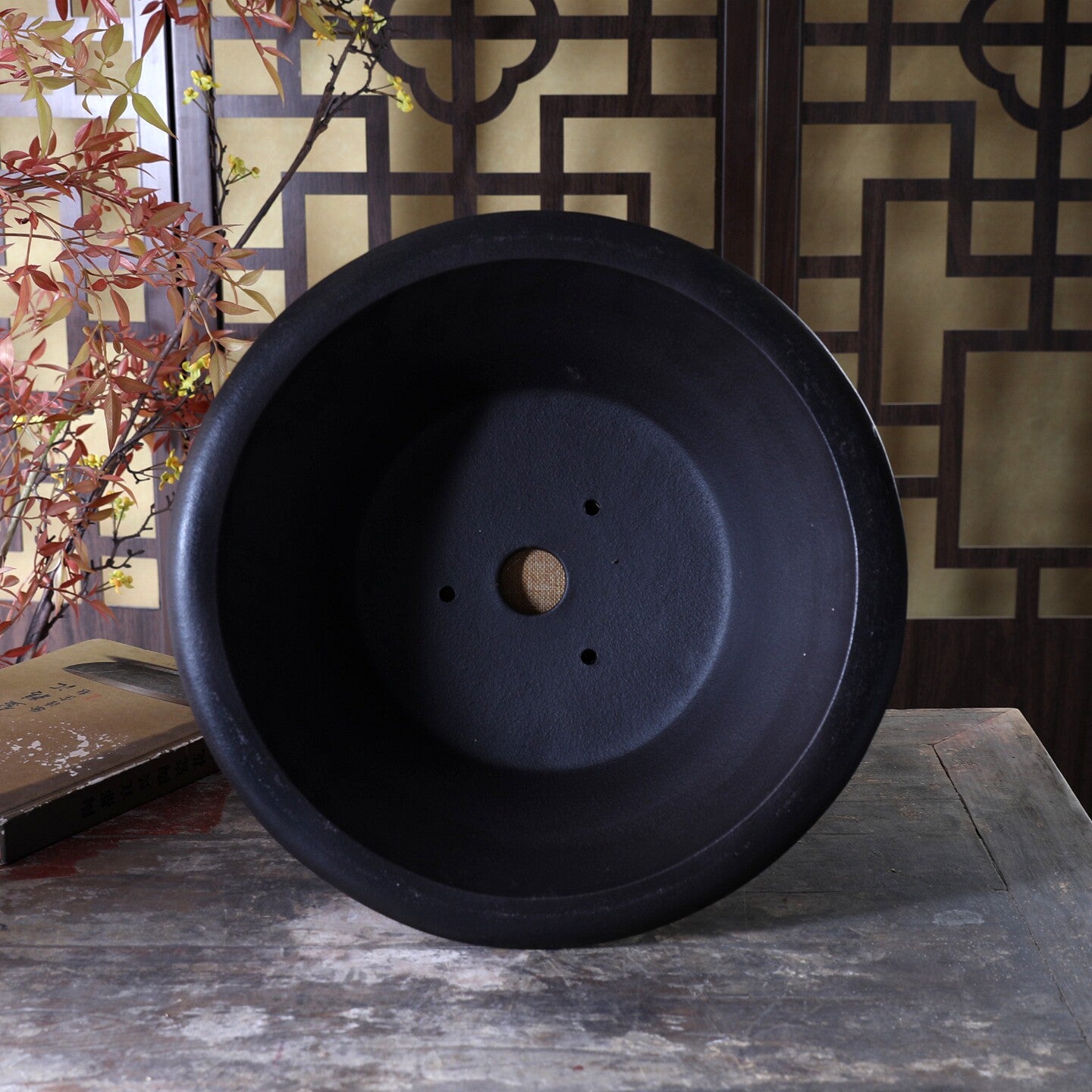 13.9 inch (35.5cm) Large Flared Round Gradient Finish Unglazed Deep Bonsai Pot Inner View