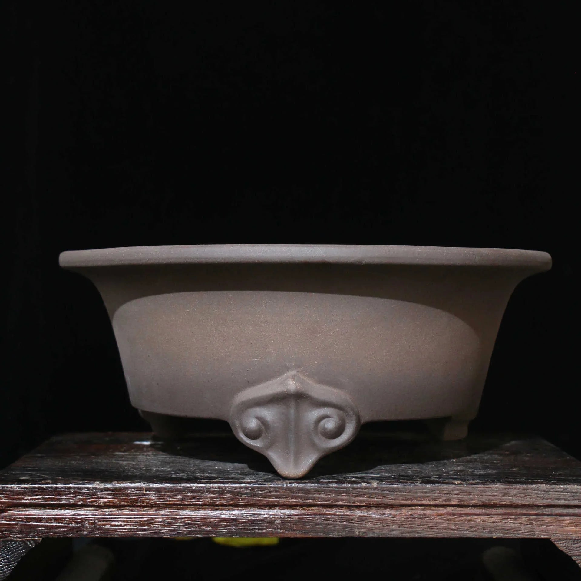 13" (33cm) Large Round Traditional Bonsai Pot w Sculpted Feet Brown Color