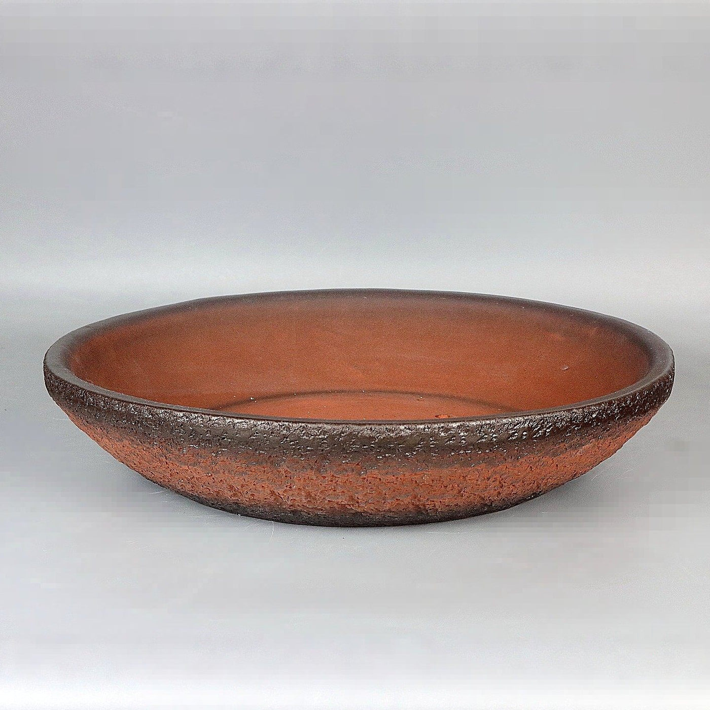 13 inch (34cm) Large Flared Round Gradient Finish Nanban-Style Shallow Unglazed Bonsai Pot Side View