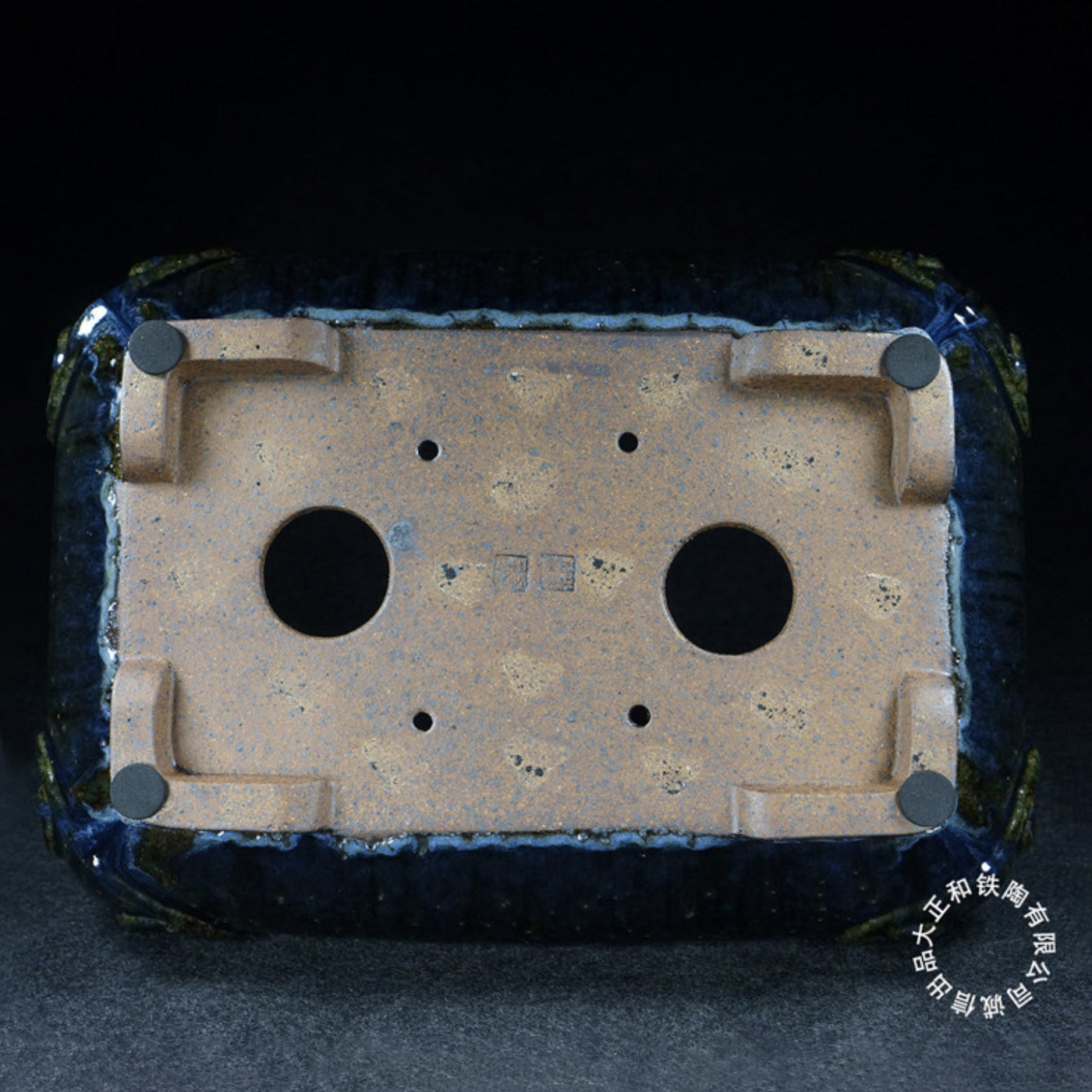 14.1 Inch (35.9cm) Large Rectangular Taisho-Style Kiln-Fired Antique-Style Corner Design Multi-Tone Glaze Raised-Footed Traditional Bonsai Pot Bottom View