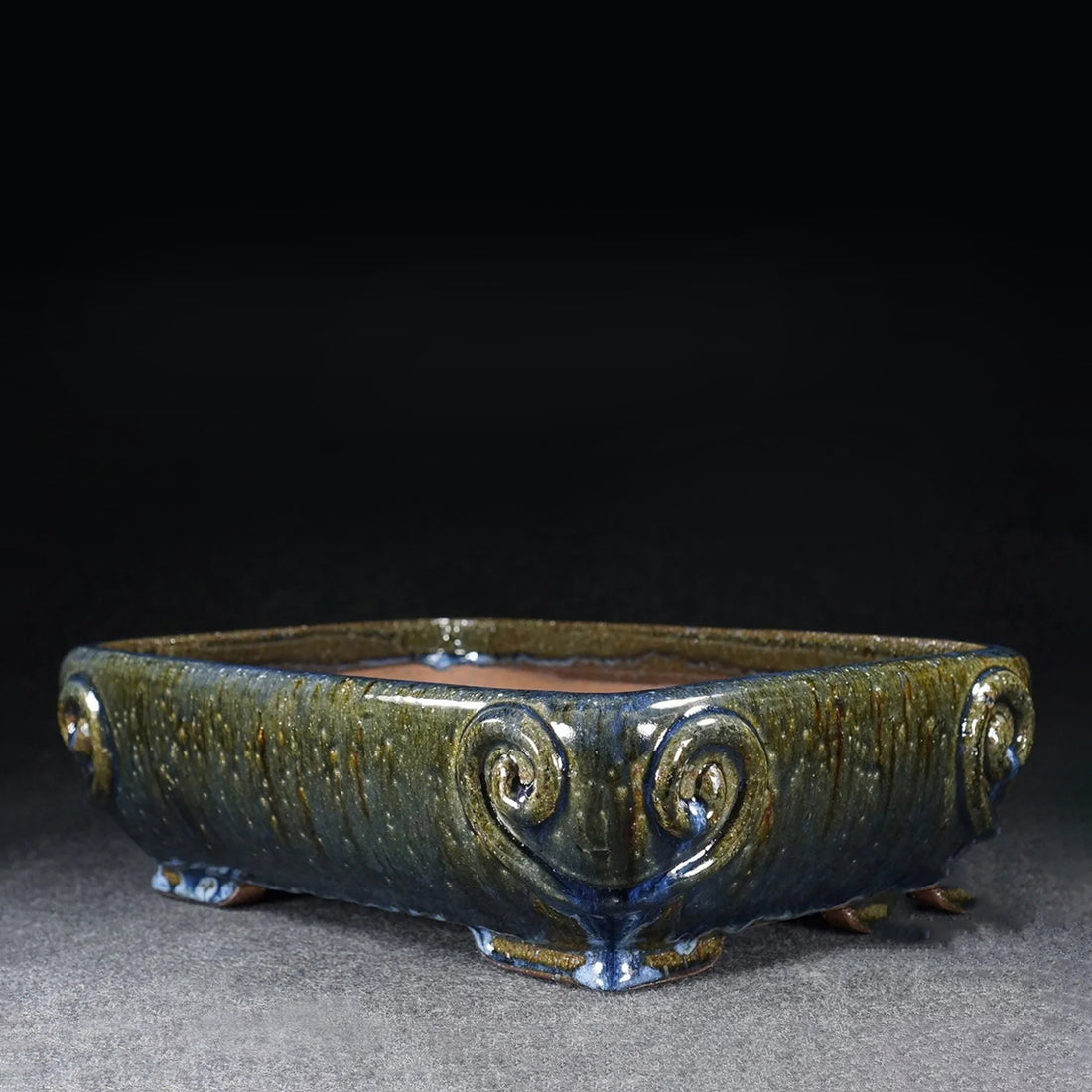 14.1 Inch (35.9cm) Large Rectangular Taisho-Style Kiln-Fired Antique-Style Corner Design Multi-Tone Glaze Raised-Footed Traditional Bonsai Pot Corner View