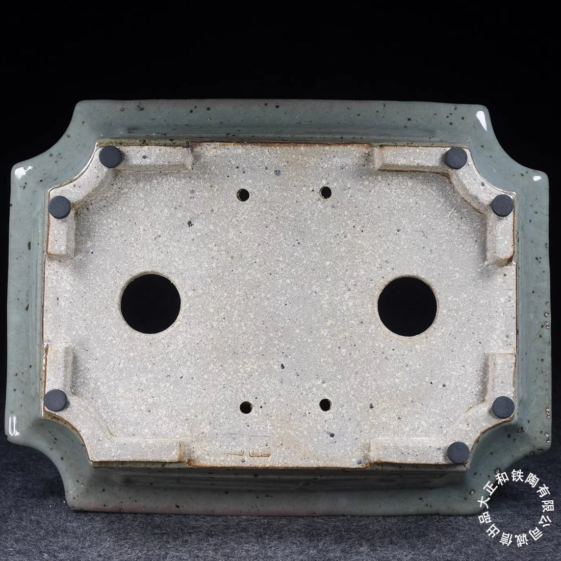 14.1 inch (36cm) Large Corner-Cut Dazheng And Kiln Jun Glaze White Bonsai Pot Bottom View