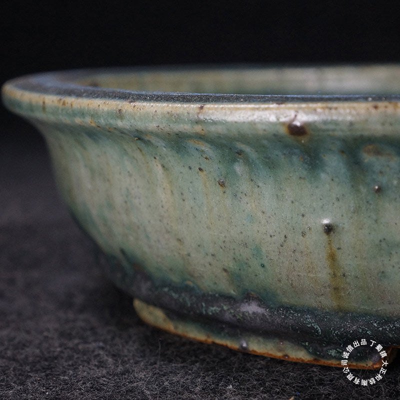 14.3 inch (36.5cm) Large Oval Taisho Kiln Jun Glaze Green Multi-Tone Shallow Bonsai Pot Close Shot