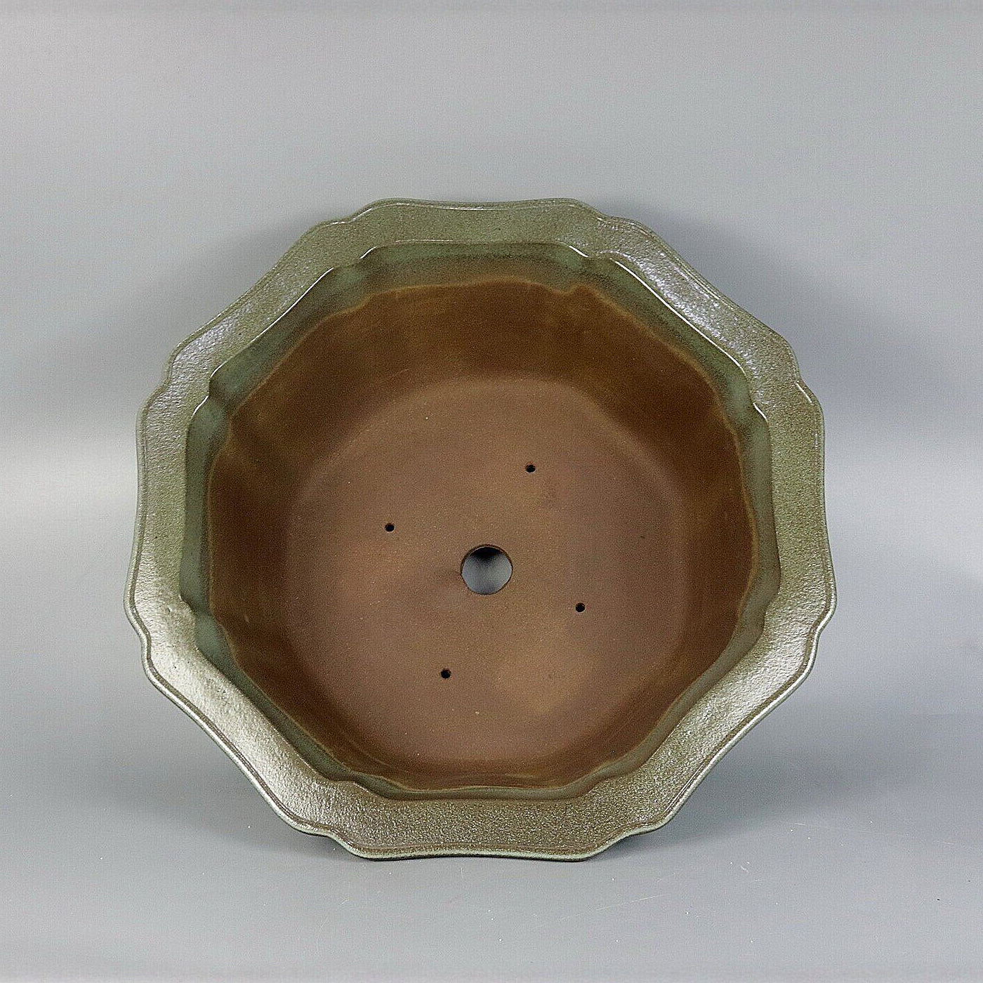 15.1 inch (38.5cm) Large Flared Scalloped Octagonal Lotus-Shaped Green Glazed Deep Bonsai Pot Inner View