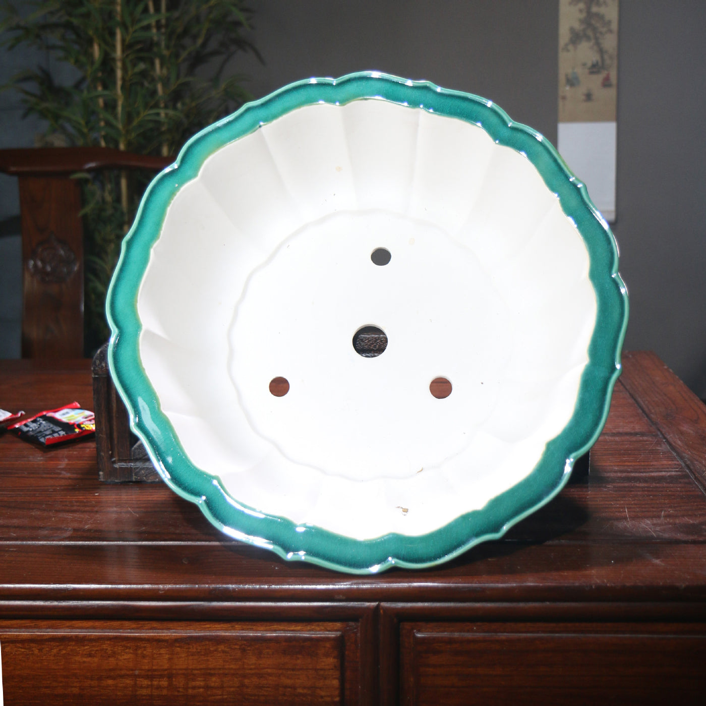 15.3 inch (39cm) Large Lotus-Shaped Green Glaze Bonsai Pot Inner View
