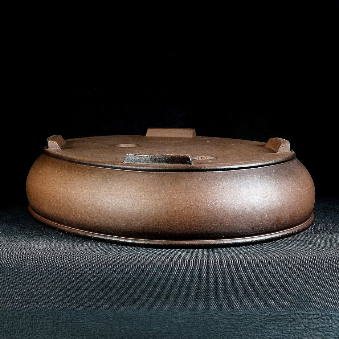 15.7 inch (40cm) Large Oval Premium Dual Brown Tone Traditional Bonsai Pot Bottom View
