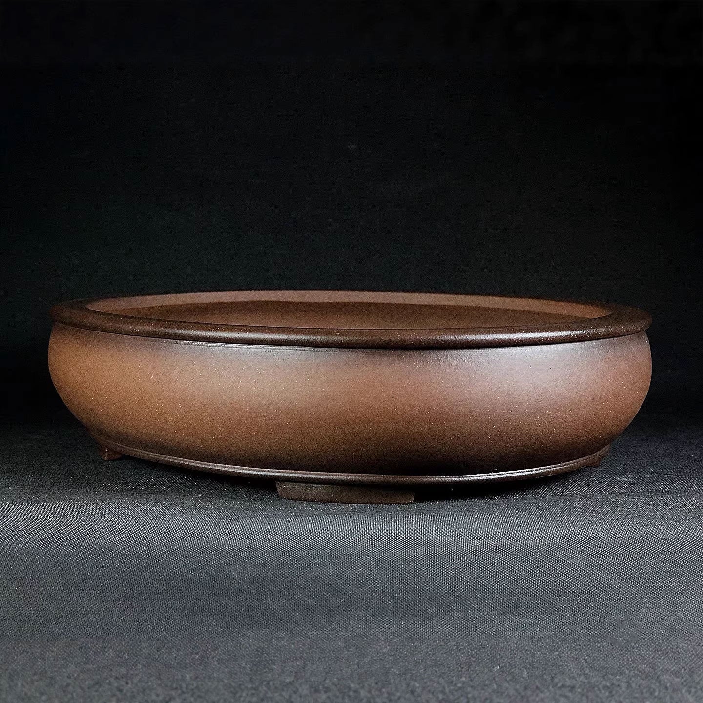 15.7 inch (40cm) Large Oval Premium Dual Brown Tone Traditional Bonsai Pot Corner View