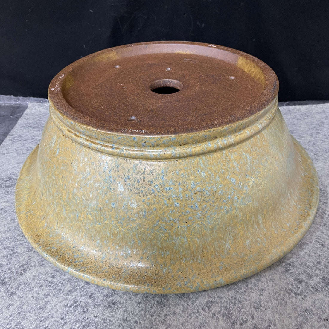 16.9 inch (43cm) Large Flared Deep Round Yellow Multi-Tone Glazed Semi Cascade Bonsai Pot Bottom View