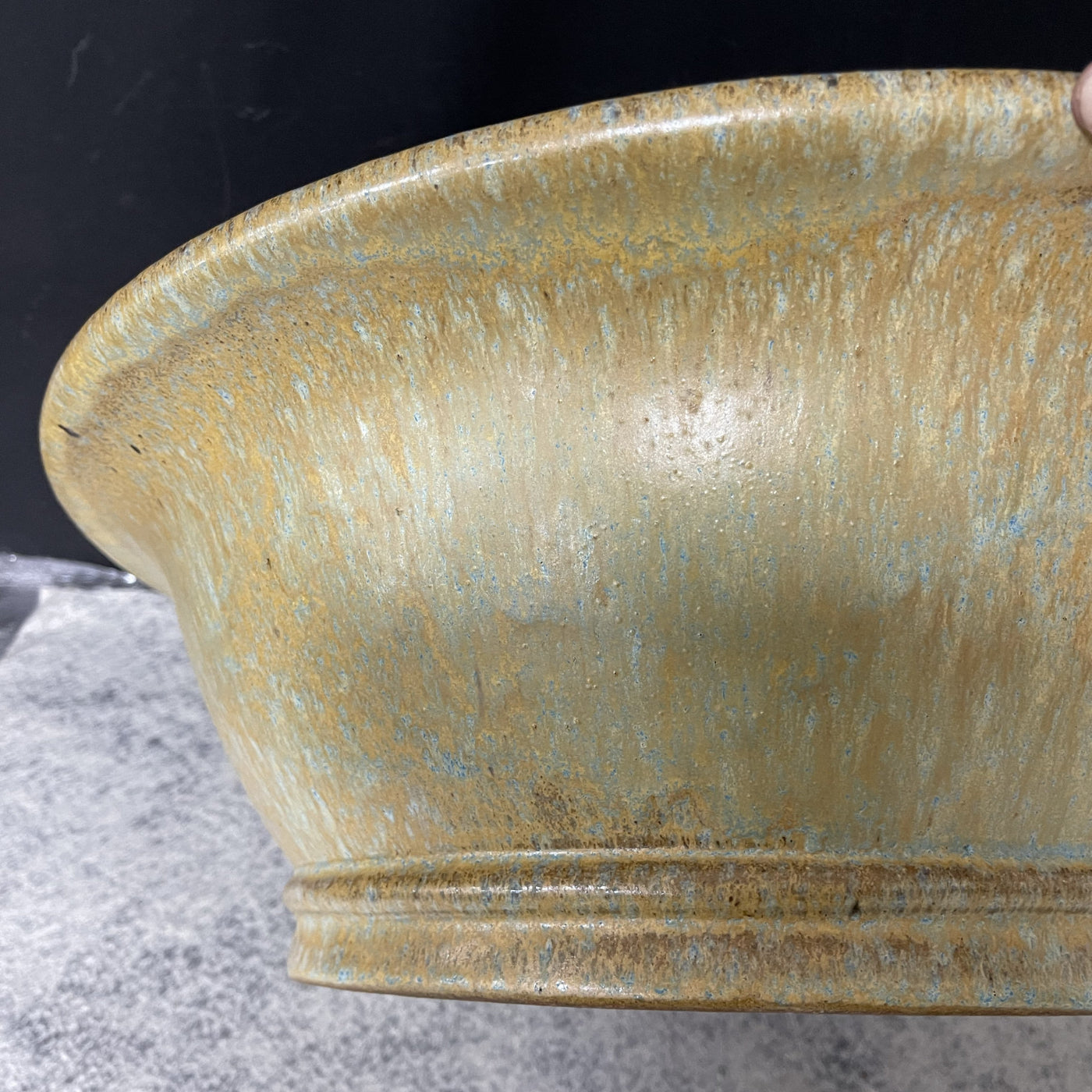 16.9 inch (43cm) Large Flared Deep Round Yellow Multi-Tone Glazed Semi Cascade Bonsai Pot Close Shot