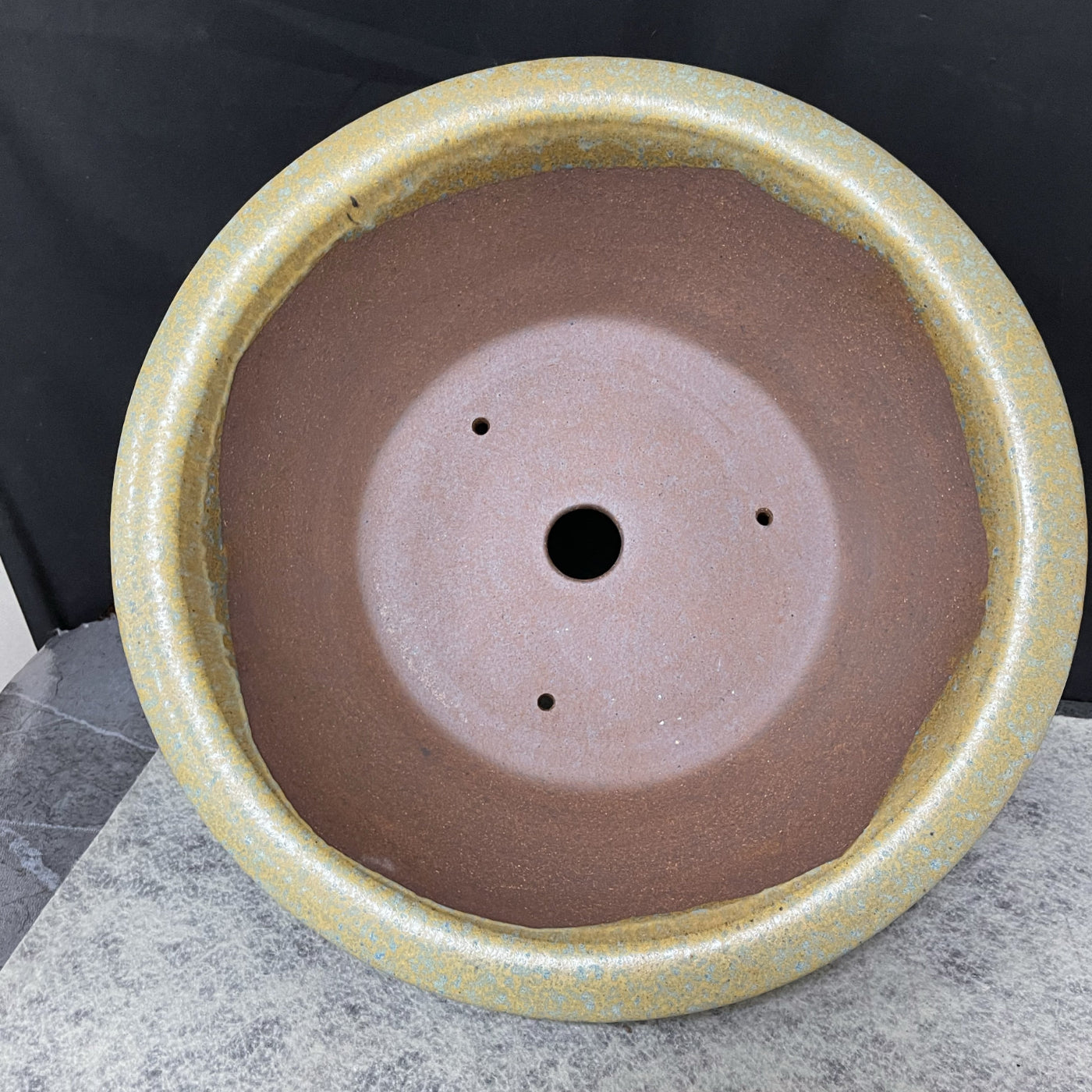 16.9 inch (43cm) Large Flared Deep Round Yellow Multi-Tone Glazed Semi Cascade Bonsai Pot Inner View