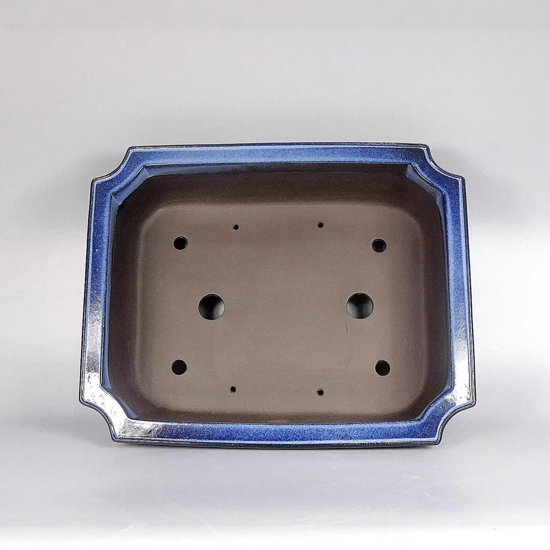17.5 inch (44.5cm) Large Rectangular Blue Dual Tone Glaze Corner-Cut Bonsai Pot Inner View
