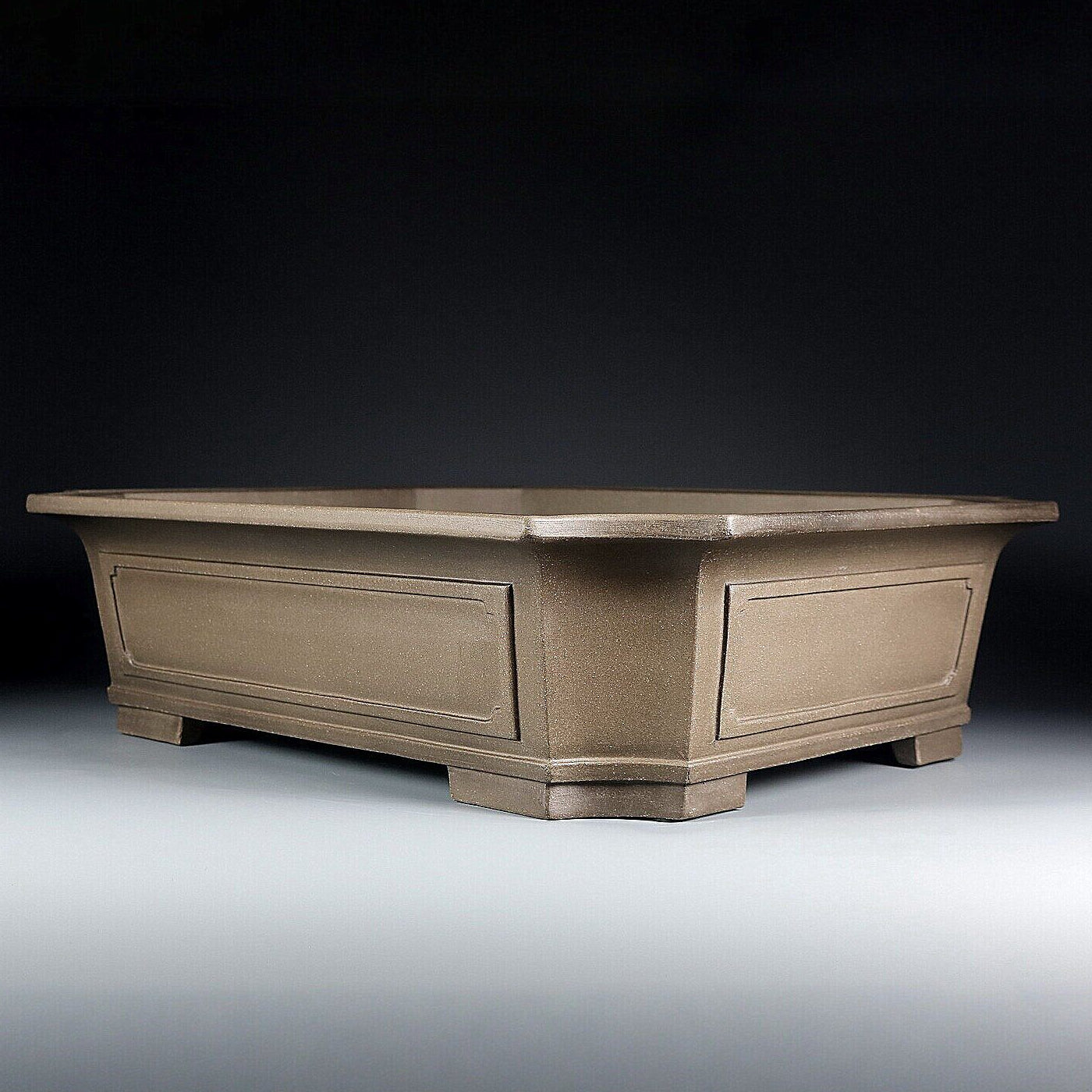 18.5 inch (47cm) XL Corner-Cut Flared Rectangular Unglazed Bonsai Pot w Recessed Panels Corner View