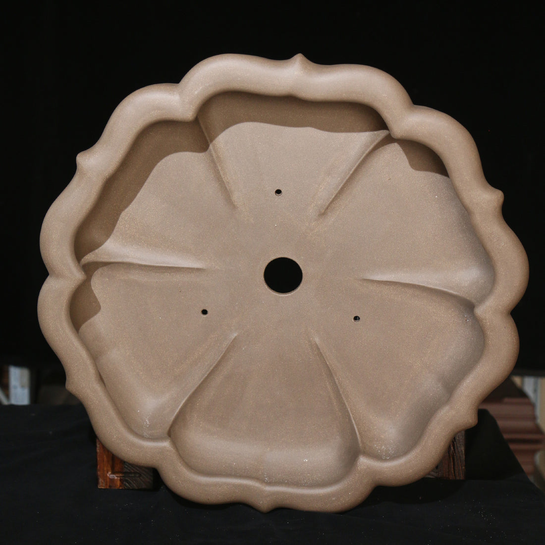20.4" (52cm) Extra Large Lotus Shaped Handcrafted Bonsai Forest Pots Inner View