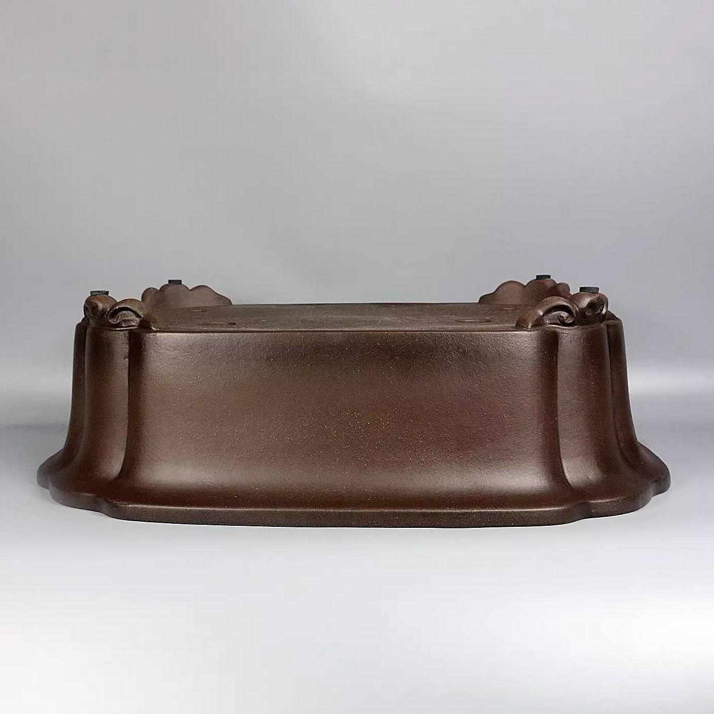 21.2 inch (54cm) Extra Large Rectangular Scalloped Corner Raised Cloud Feet Bonsai Pot Upside Down View