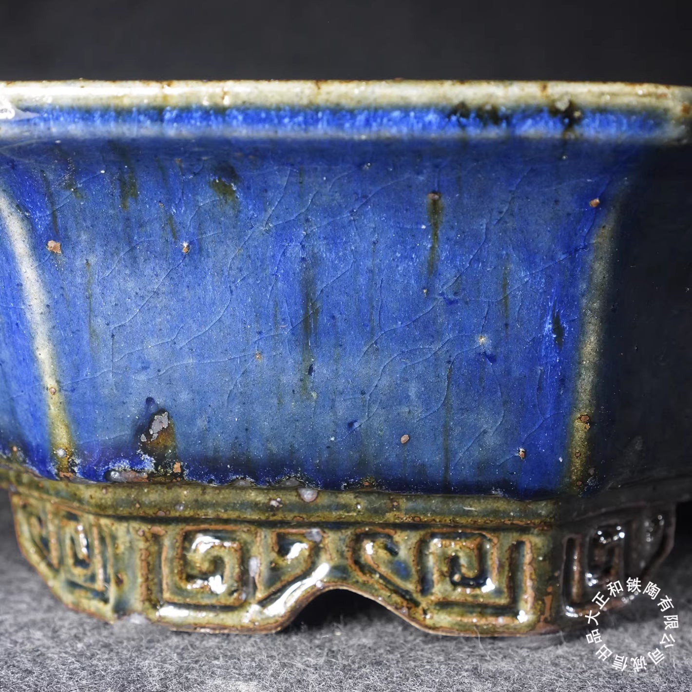26.1 inch (66.5cm) Extra Large Shallow Rectangular Blue Multi Tone Glaze Forest Bonsai Pot Close Shot