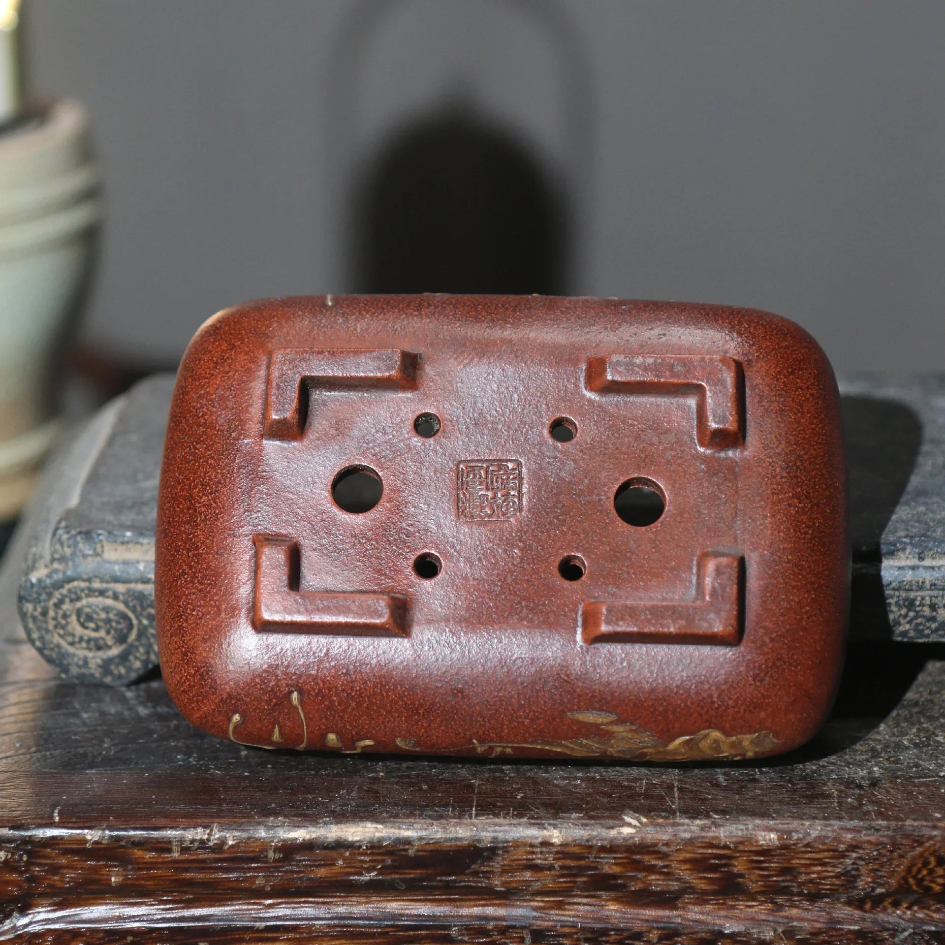 5.1" (13cm) Small Rounded Corner Rectangular Antique-Like Bonsai Pot Bottom View