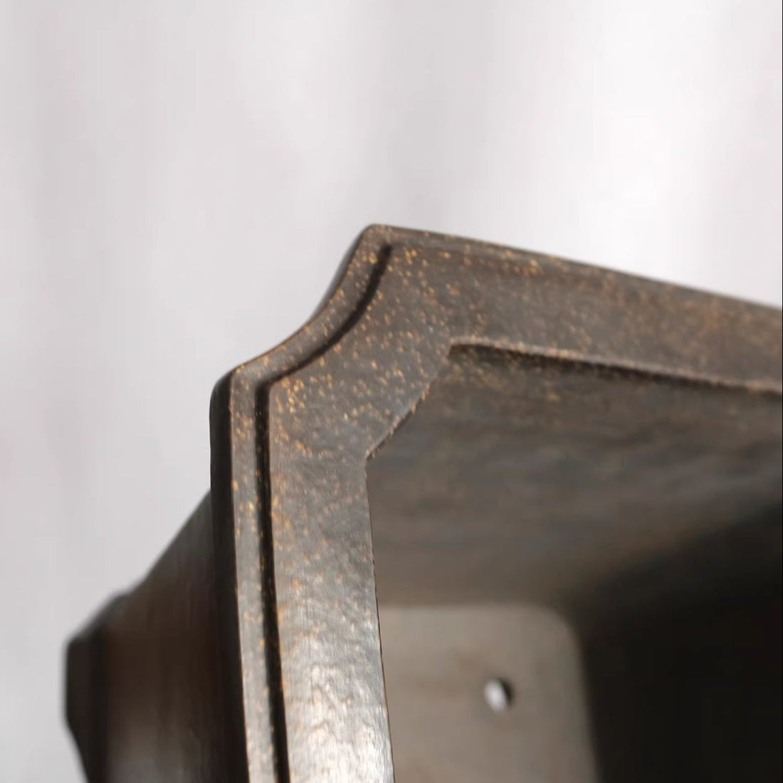 5.5 inch (19.8cm) Deep Square Corner-Cut Cascade/Semi Cascade Bonsai Pot Black Close Shot