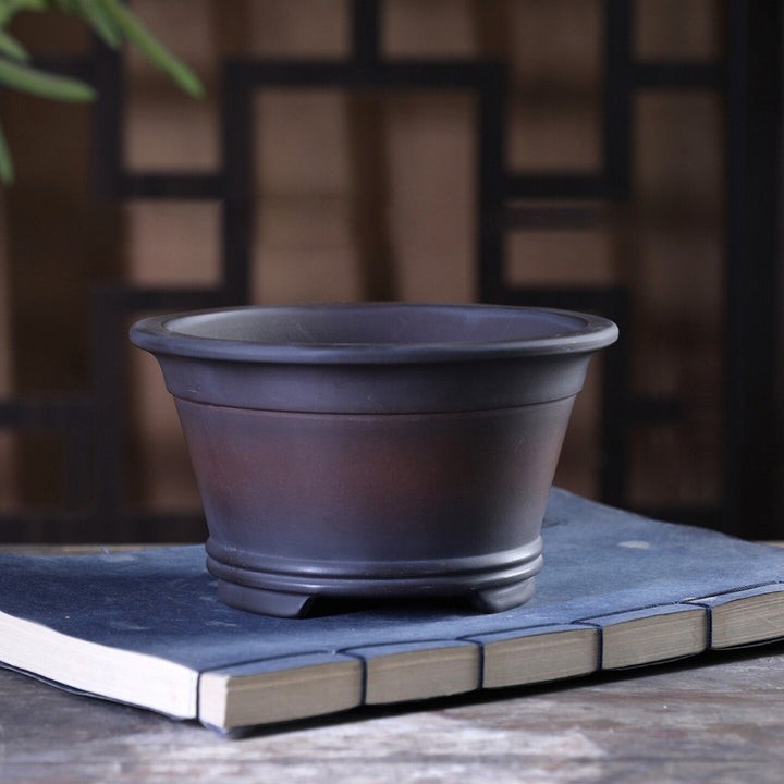 5.6 inch (14.2cm) Wide 3.1 inch (8cm) Deep Flared Round Black-Brown Gradient Semi Cascade Bonsai Pot
