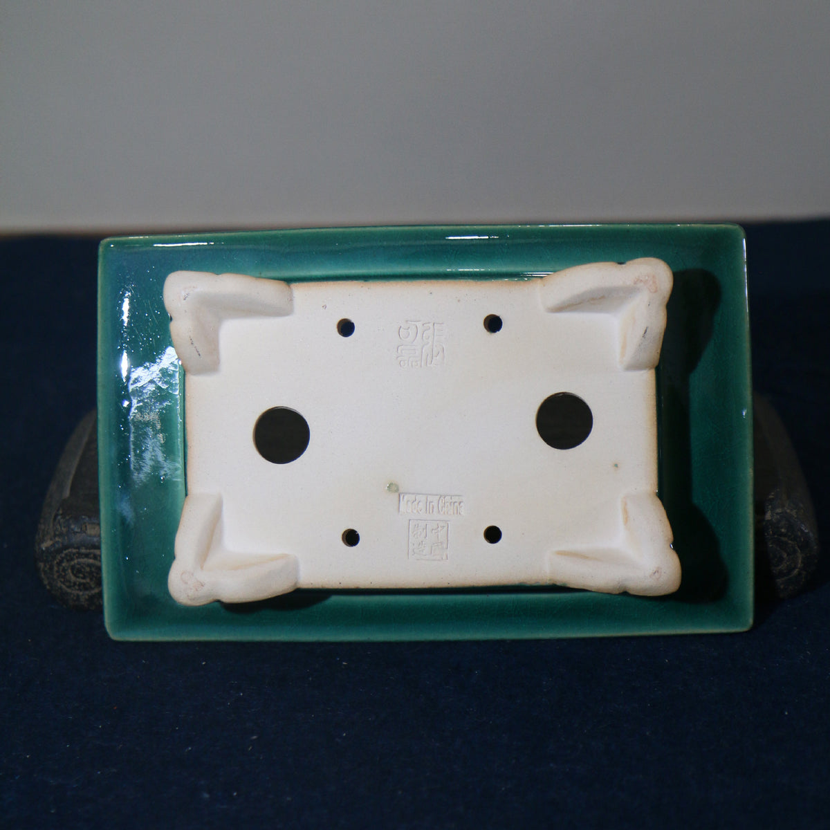 5.9" (15cm) Small Flared Rim Cloud Feet Glazed Bonsai Pots Bottom View