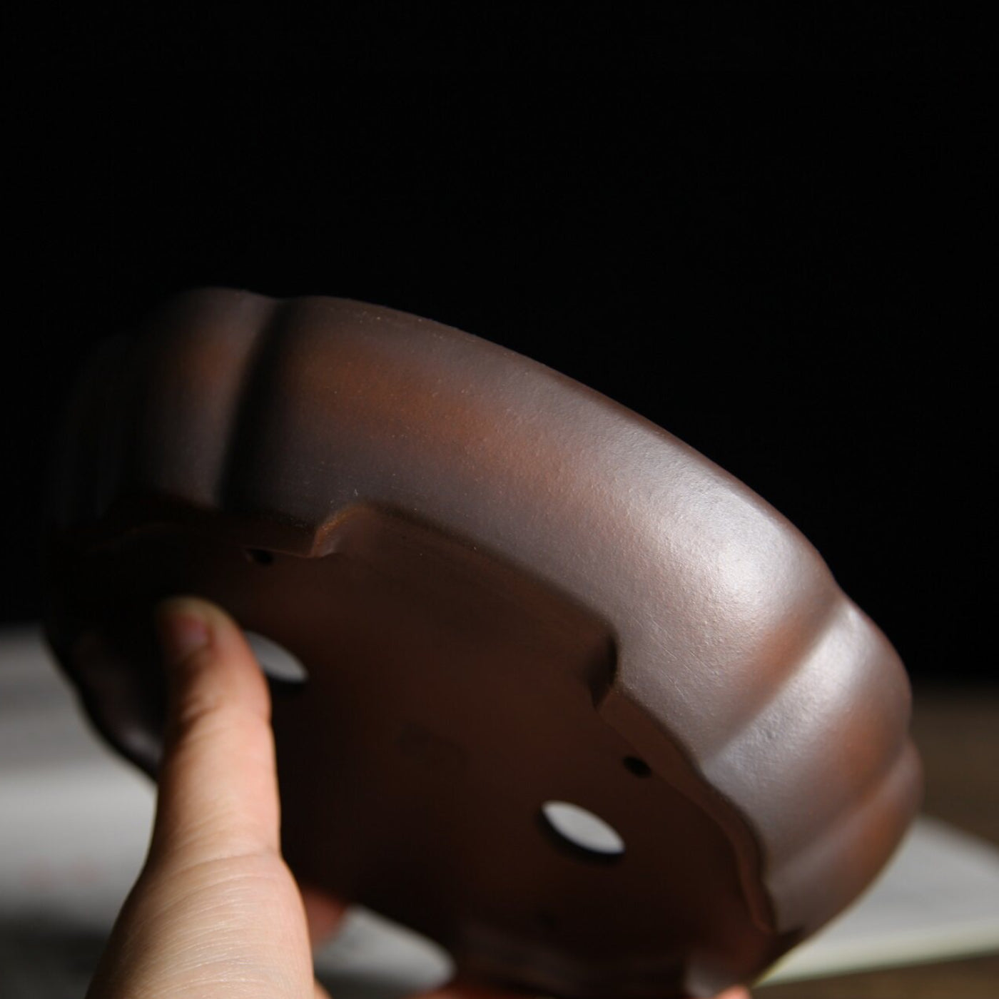 6.3 inch (16cm) Small Scalloped Oval Gradient Finish Unglazed Wood-Fired Premium Bonsai Pot Side View