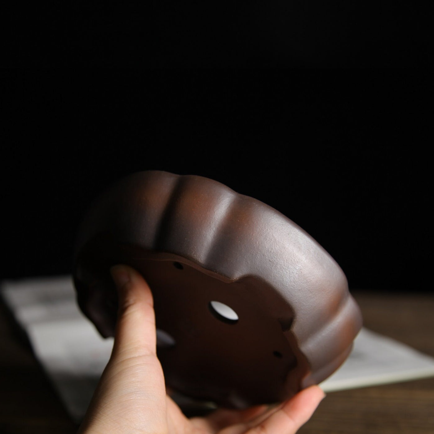 6.3 inch (16cm) Small Scalloped Oval Gradient Finish Unglazed Wood-Fired Premium Bonsai Pot Side View