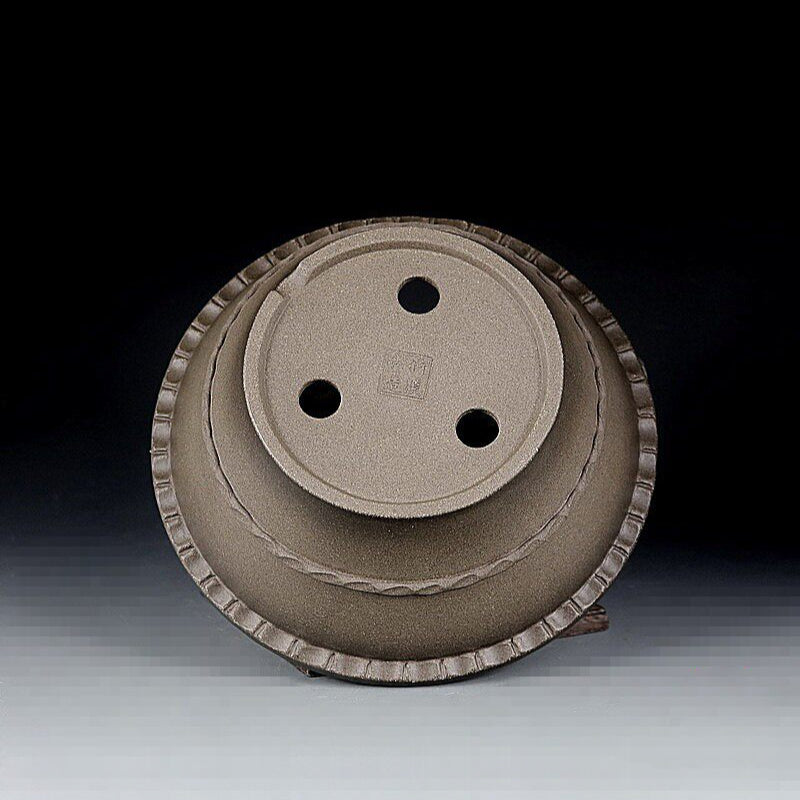 6.7 inch (17cm) Flared Round Gradient Finish Beige-Grey Unglazed Bonsai Pot w Wavy Rim Edges Bottom View