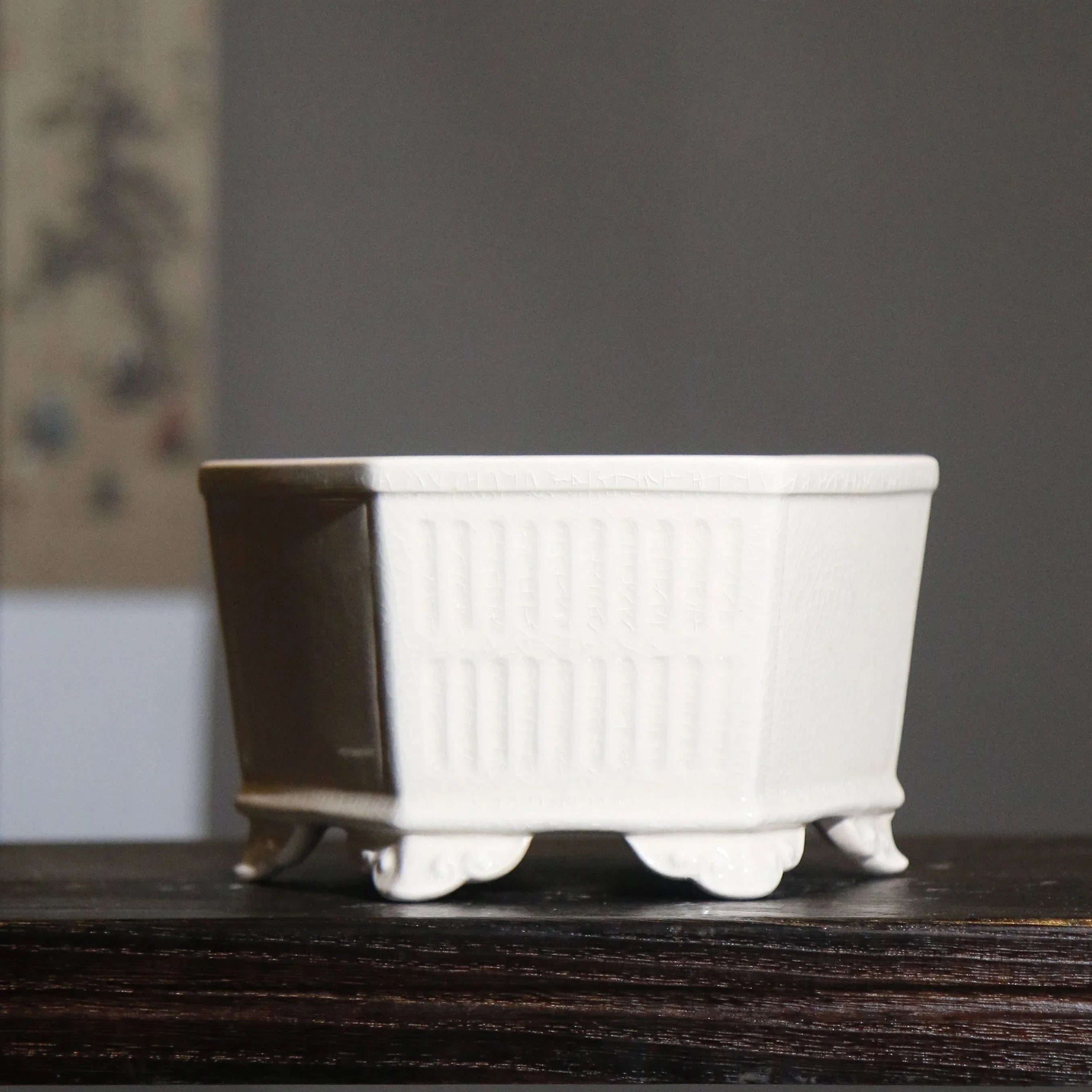 6.8" (17.5cm) Cracked Glaze Hexagonal Bonsai Pot w Ornate Cloud Feet White Color