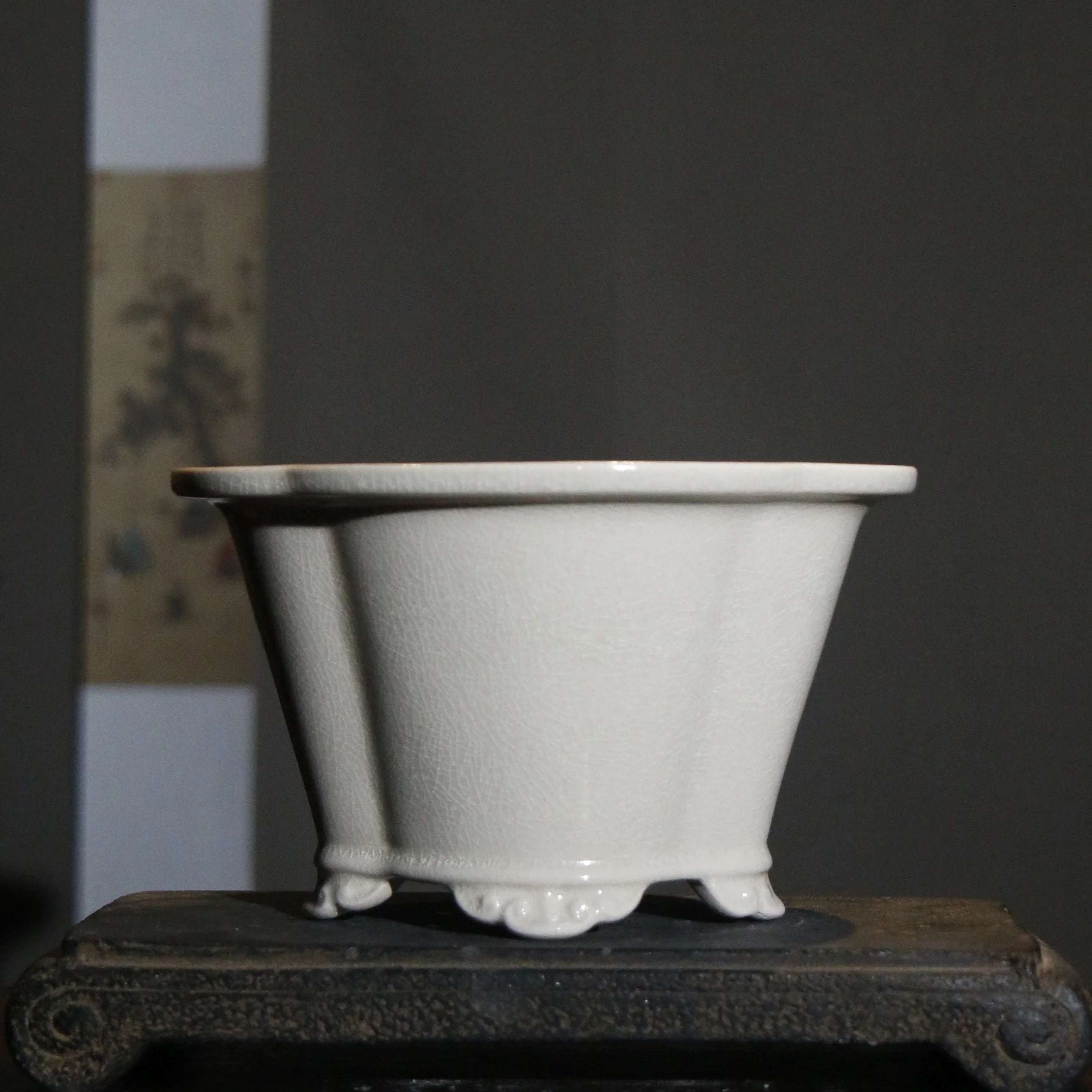 6.8" (17.5cm) Flared Lotus-Shaped Crackled Glaze Deep Bonsai Pots White Color