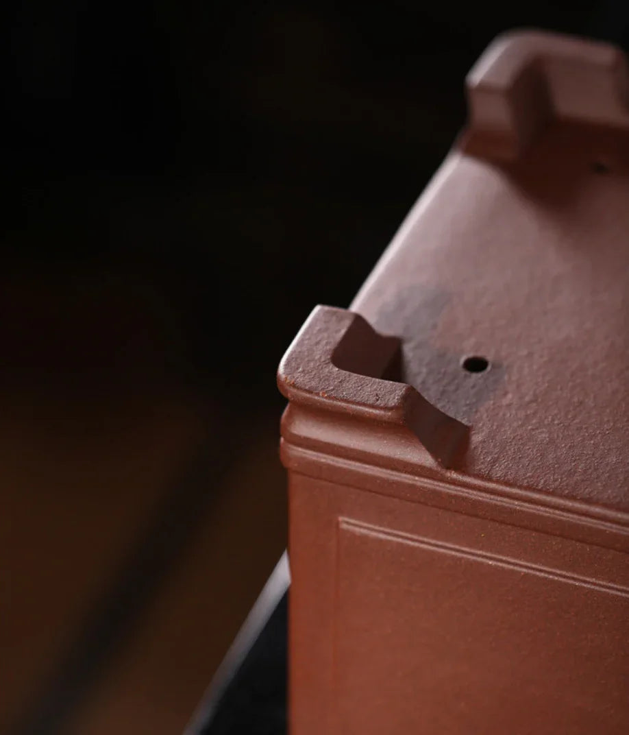 6.8 inch (17.5cm) Deep Square Premium Semi Cascade Bonsai Pots Bottom View Close Shot