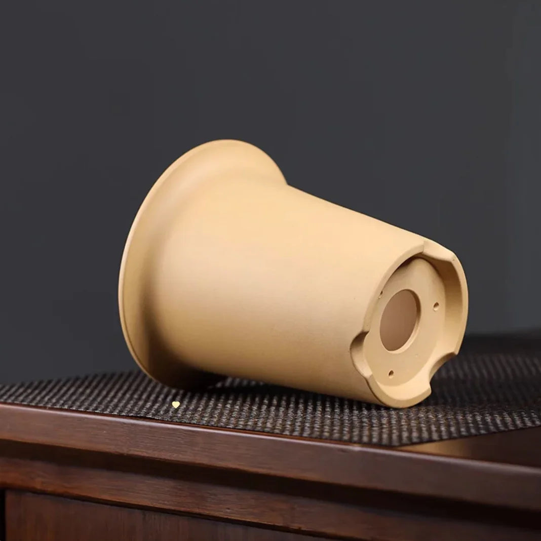 6.8 inch (17.5cm) Deep Unglazed Premium Round Cascade Bonsai Pots Bottom View