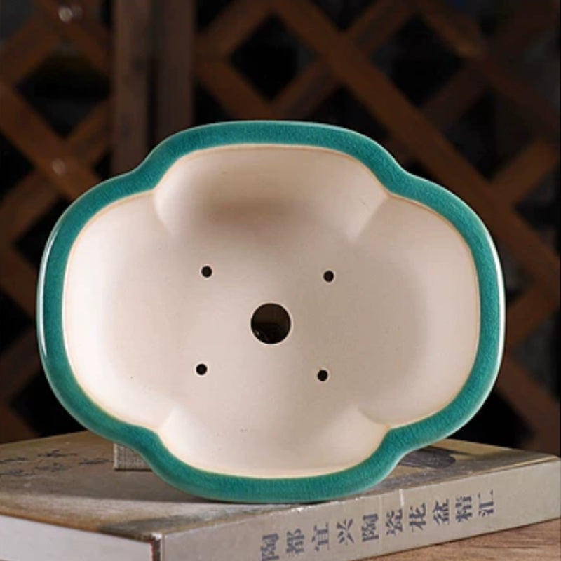 7.2 inch (18.5cm) Mid-Sized Lotus-Shaped  Glazed Classic Bonsai Pot Inner View