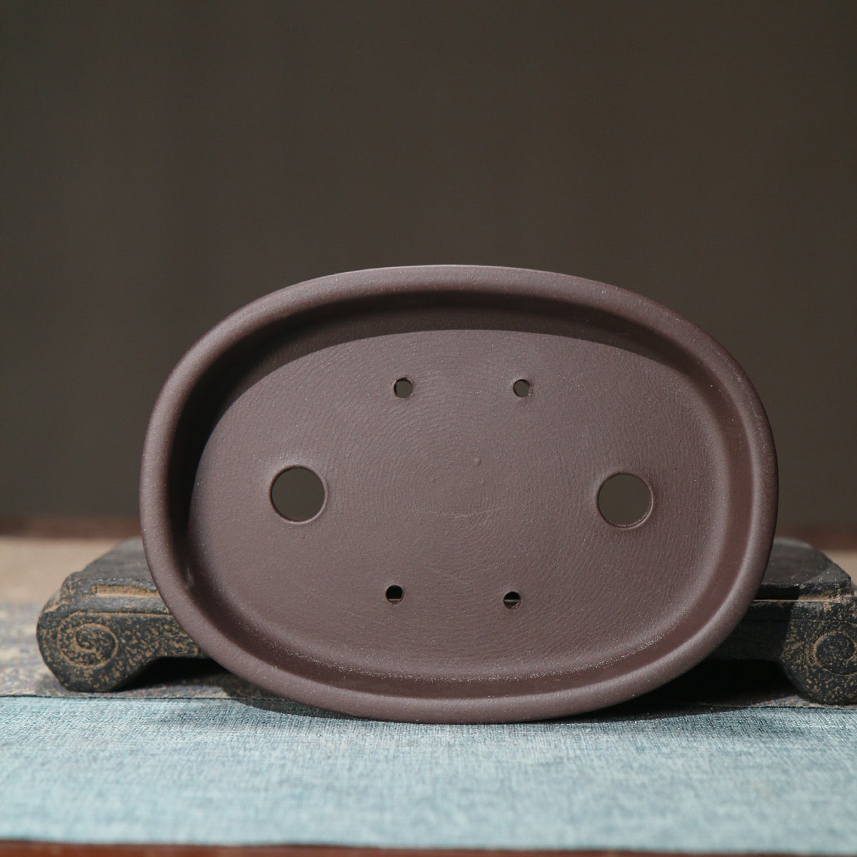 7.3" (18.6cm) Traditional Unglazed Oval Shallow Bonsai Pot Inner View