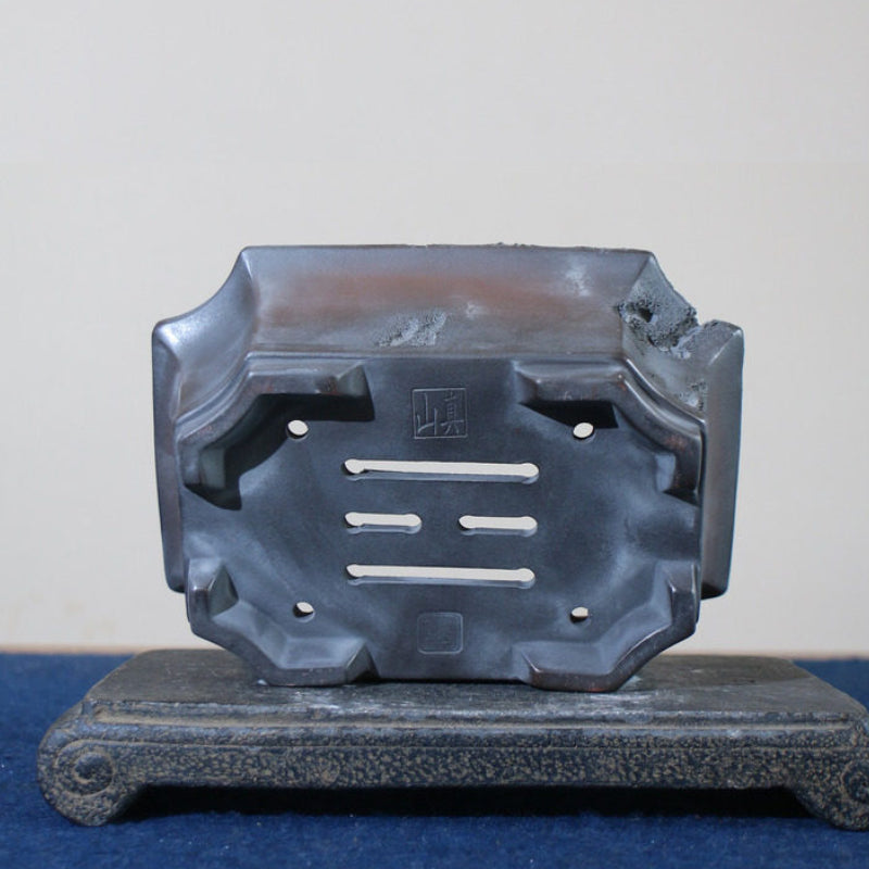 7.4 inch (19cm) Corner-Cut Rectangular Gradient Unglazed Bonsai Pot w Erosion-Like Finish Bottom View