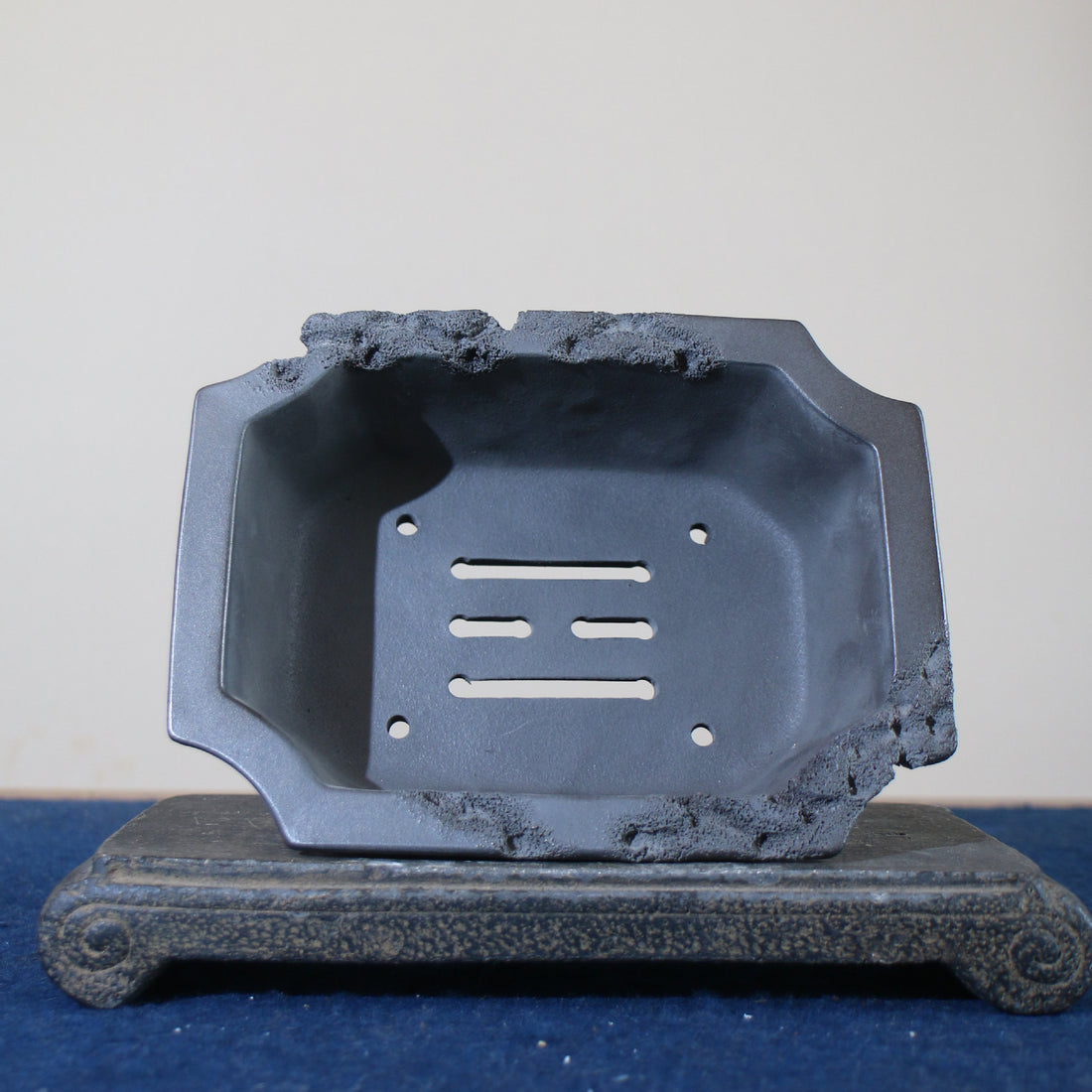 7.4 inch (19cm) Corner-Cut Rectangular Gradient Unglazed Bonsai Pot w Erosion-Like Finish Inner View