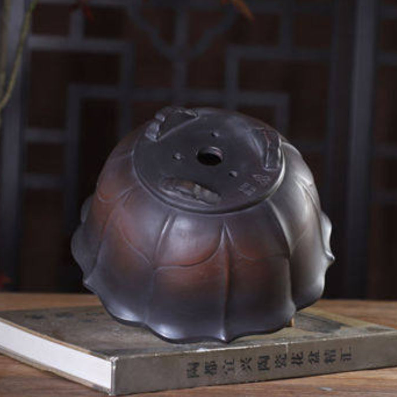 7.6 inch (19.4cm) Wide 3.9" (9.9cm) Deep Lotus-Style Round Dual-Tone Semi Cascade Bonsai Pot Bottom Outside View.