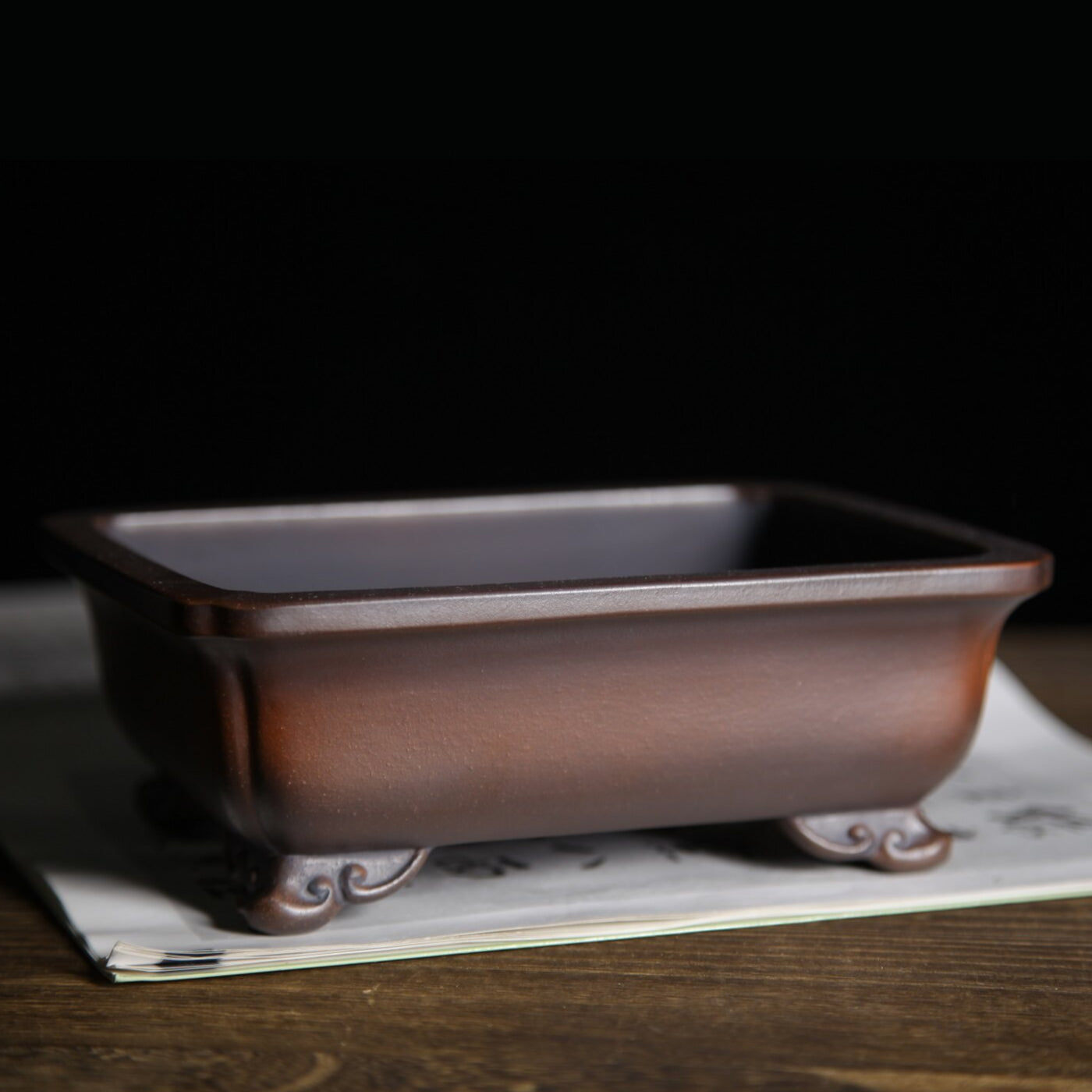 7 inch (18cm) Rectangle Indented Corner Gradient Finish Cloud Feet Unglazed Bonsai Pot Corner View