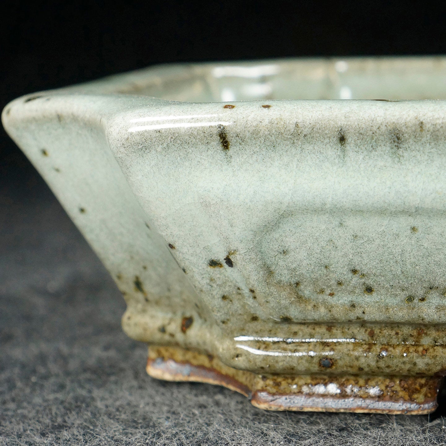 8.1 inch (20.8cm) Corner-Cut Flared Rectangular Multi-Color Dazhenghe Kiln Jun Glaze Bonsai Pot Close Shot