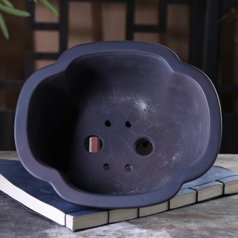 8.3 inch (21cm) Lotus-Shaped Antique-Style Black-Brown Gradient Unglazed Bonsai Pot Inner View