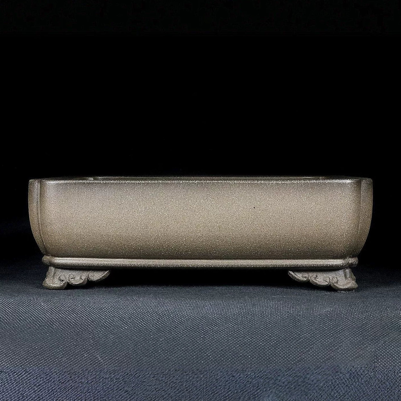 8.4 inch (21.5cm) Indented Corner Rectangular Raised Cloud Feet Beige Premium Bonsai Pot