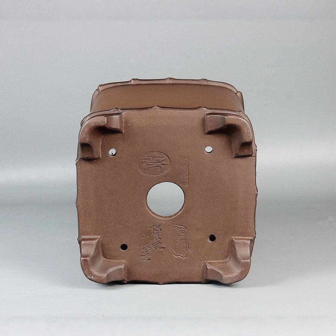 8.6 inch (22cm) Deep Square Cascade Bonsai Pot w Bamboo-Style Rim and Base Bottom View