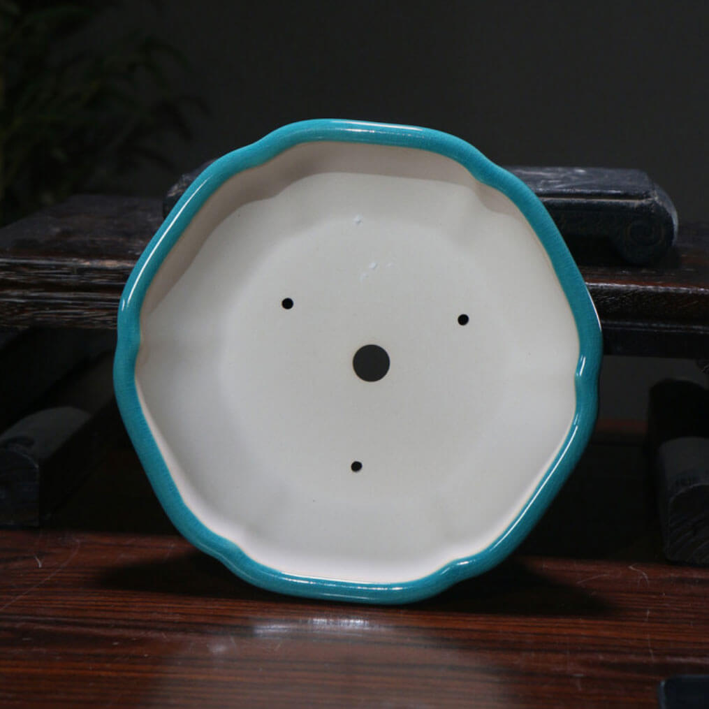 8.6 inch (22cm) Round Cracked-Glazed Bonsai Pots w Curved Lip & Elevated Base Inner View